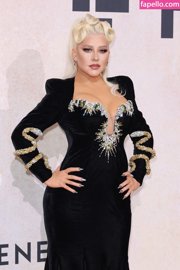 Christina Aguilera Onlyfans Photo Gallery 
