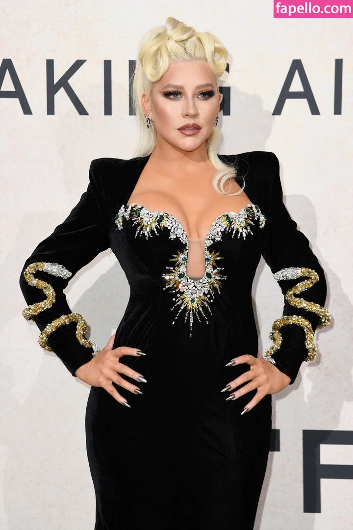 Christina Aguilera Onlyfans Photo Gallery 