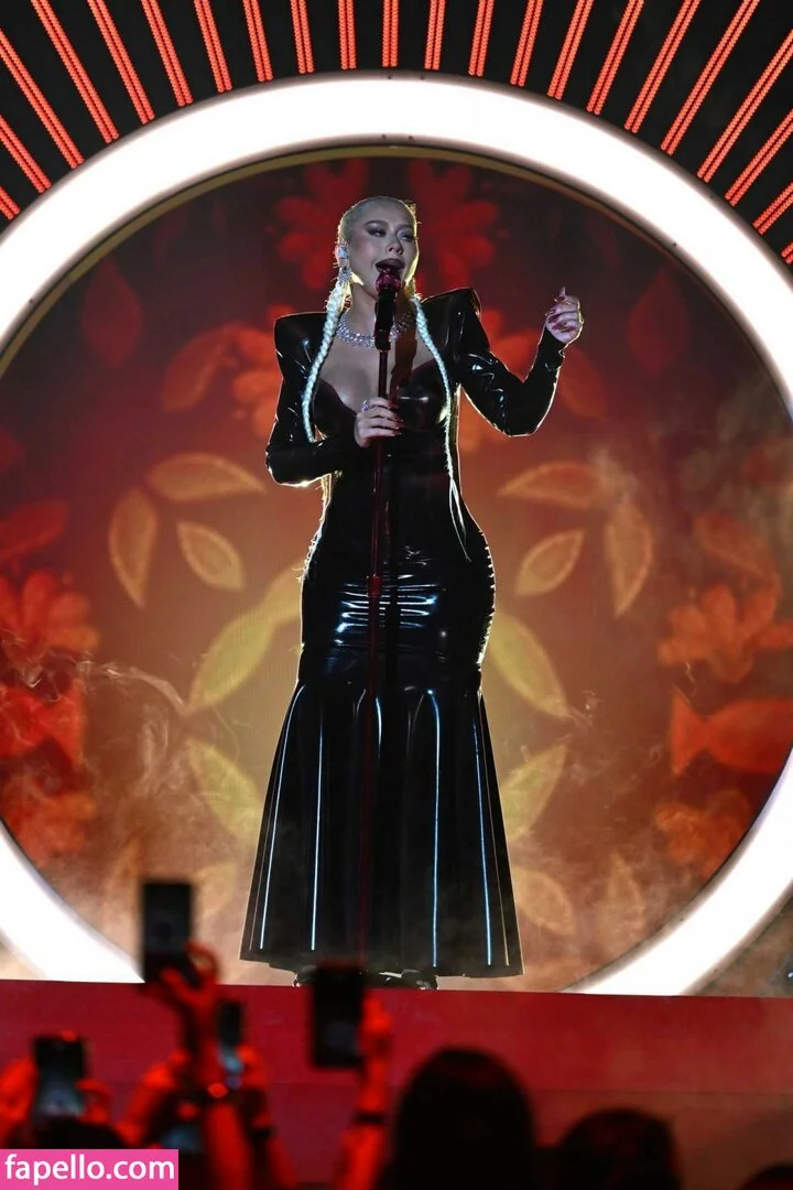 Christina Aguilera Onlyfans Photo Gallery 