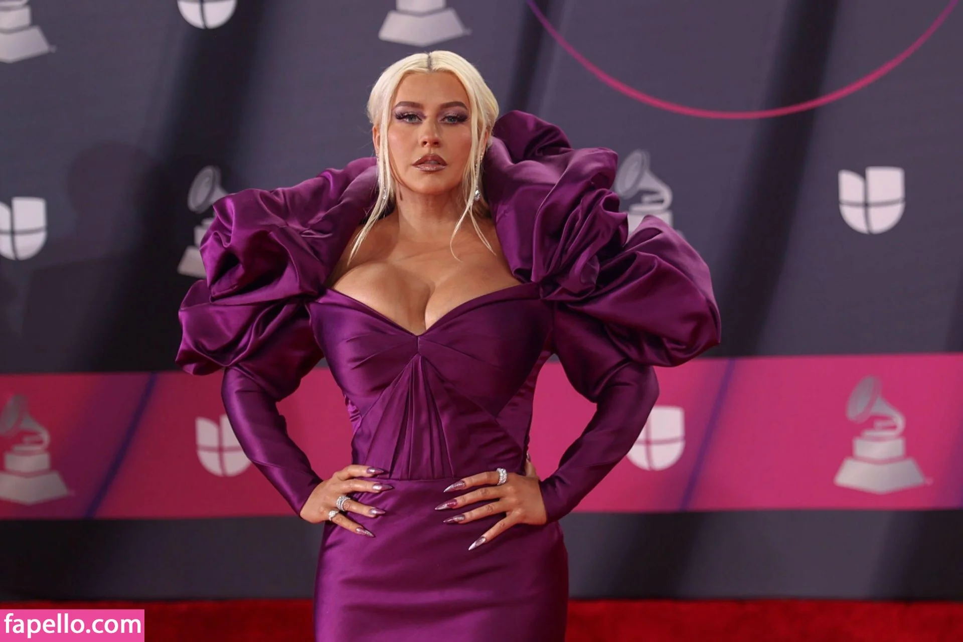 Christina Aguilera Onlyfans Photo Gallery 