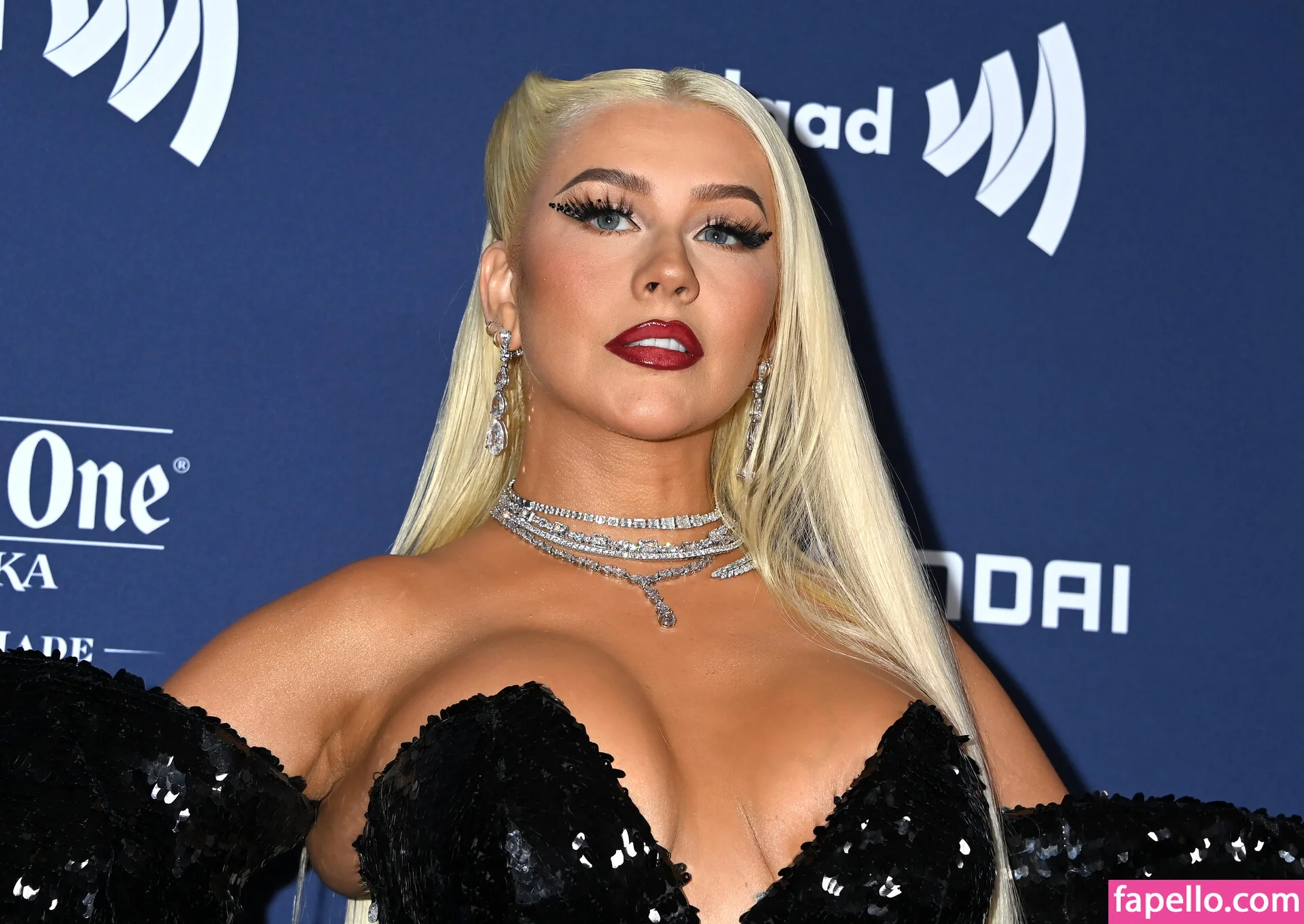 Christina Aguilera Onlyfans Photo Gallery 