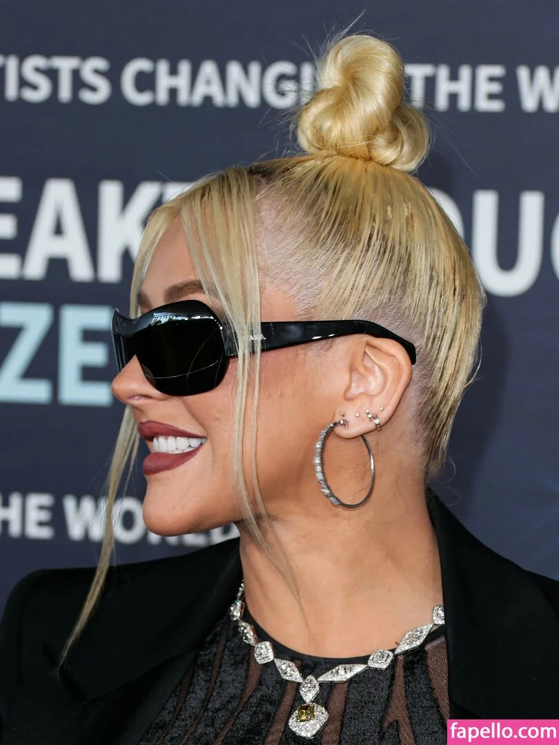 Christina Aguilera Onlyfans Photo Gallery 