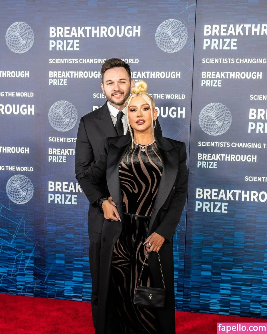 Christina Aguilera Onlyfans Photo Gallery 