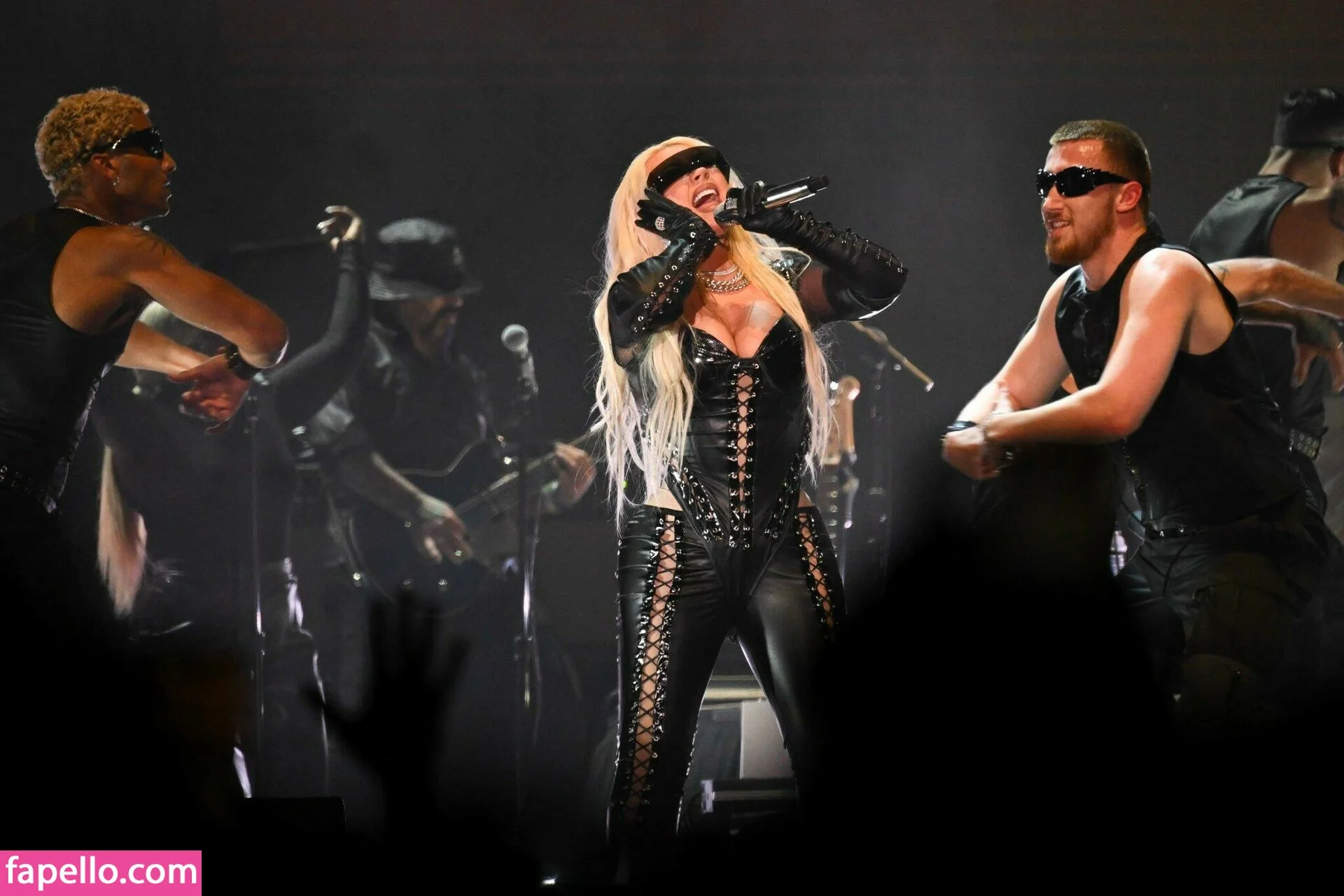 Christina Aguilera Onlyfans Photo Gallery 