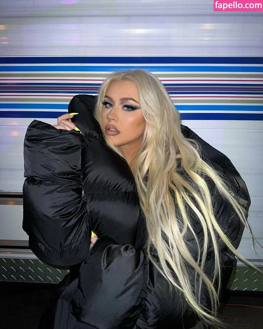 Christina Aguilera Onlyfans Photo Gallery 