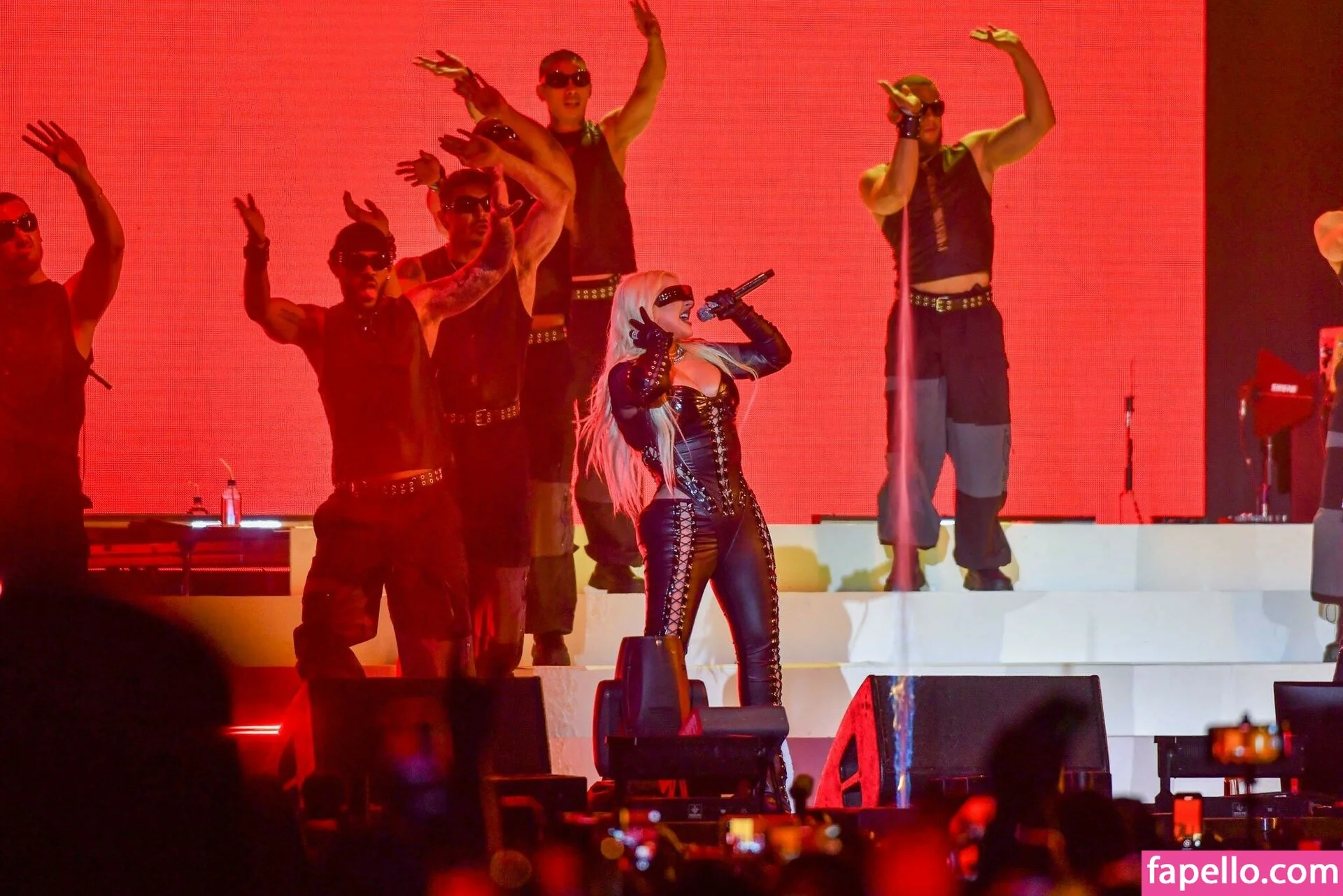 Christina Aguilera Onlyfans Photo Gallery 