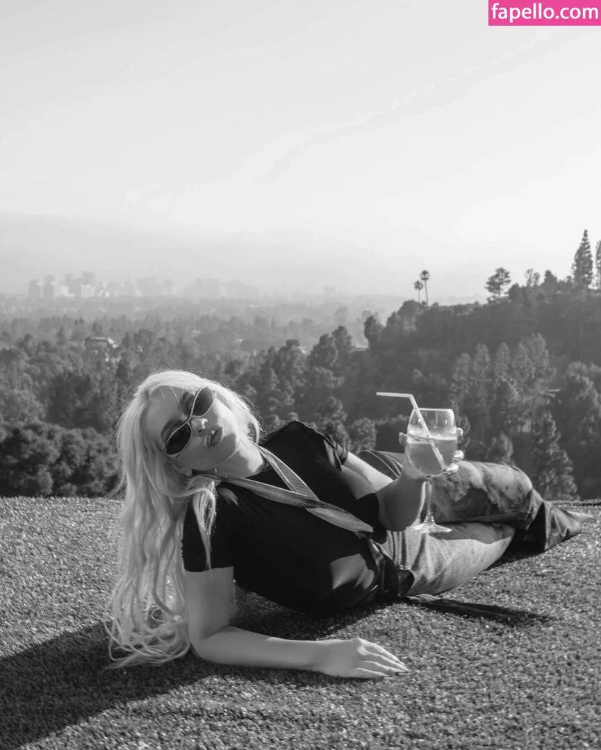 Christina Aguilera Onlyfans Photo Gallery 