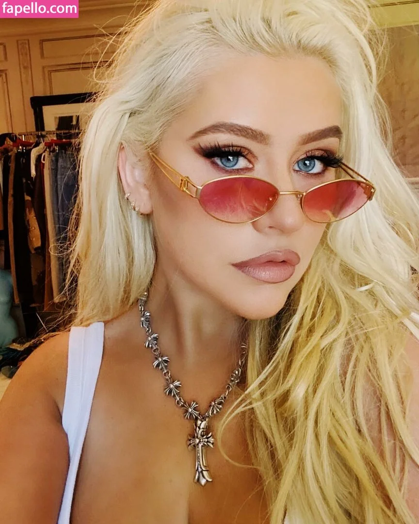 Christina Aguilera Onlyfans Photo Gallery 