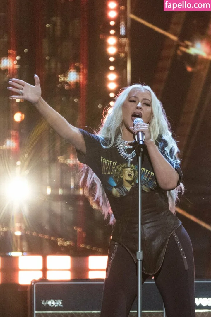 Christina Aguilera Onlyfans Photo Gallery 