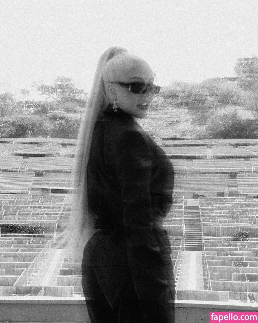 Christina Aguilera Onlyfans Photo Gallery 