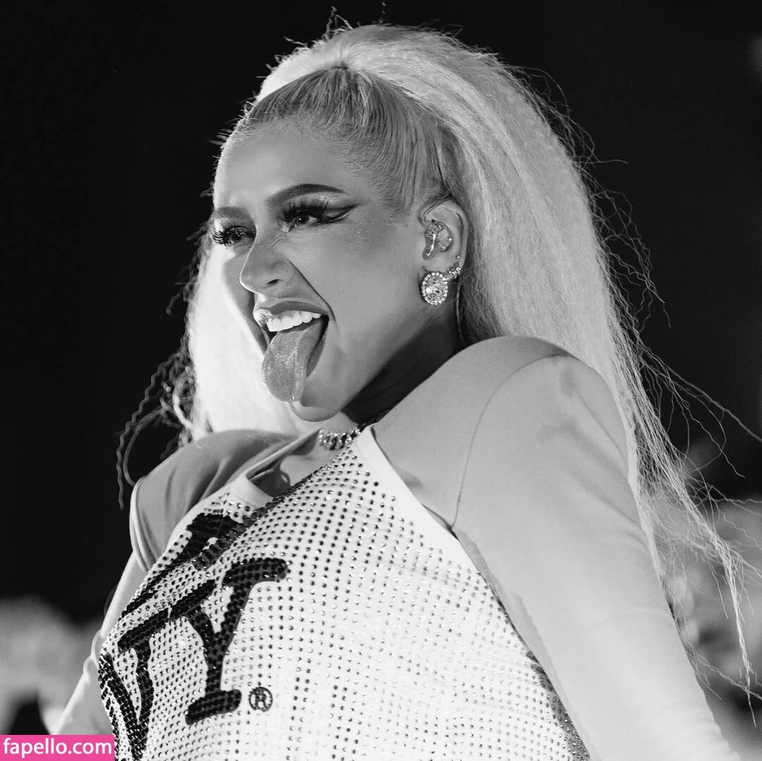 Christina Aguilera Onlyfans Photo Gallery 