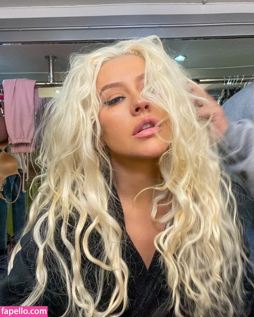 Christina Aguilera Onlyfans Photo Gallery 
