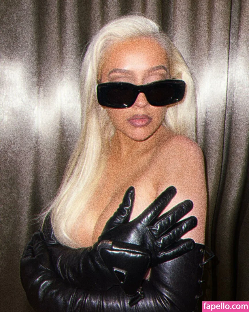 Christina Aguilera Onlyfans Photo Gallery 