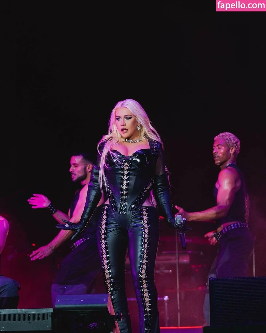 Christina Aguilera Onlyfans Photo Gallery 