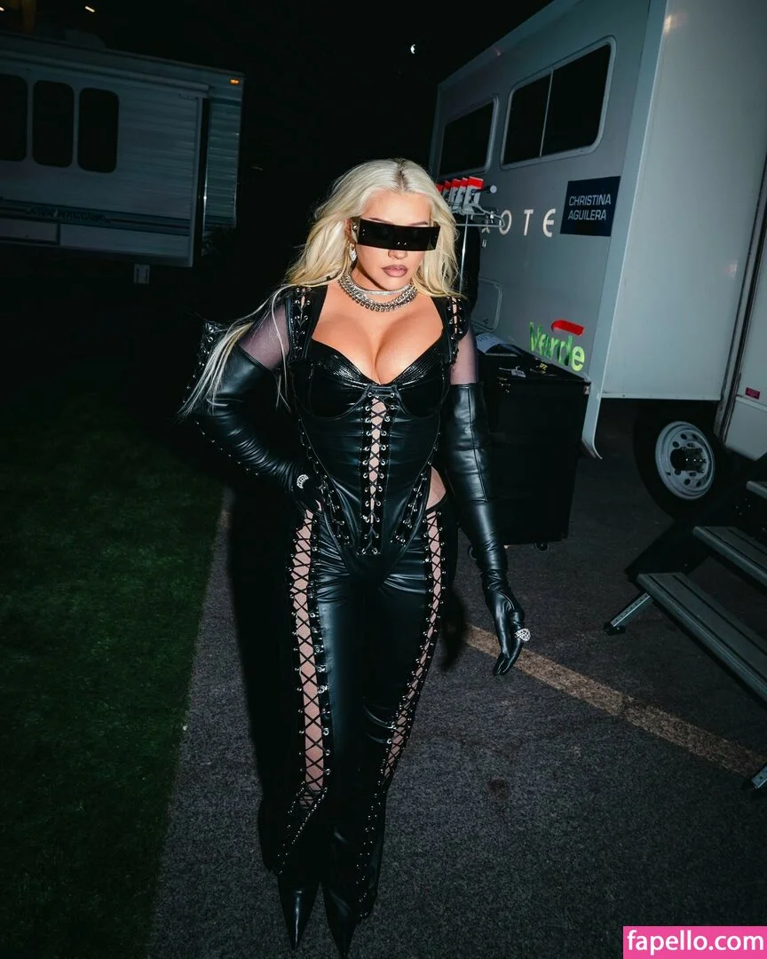 Christina Aguilera Onlyfans Photo Gallery 