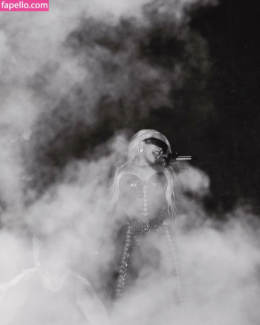 Christina Aguilera Onlyfans Photo Gallery 