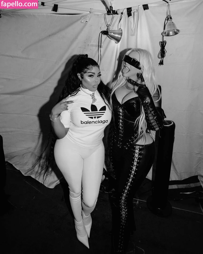 Christina Aguilera Onlyfans Photo Gallery 