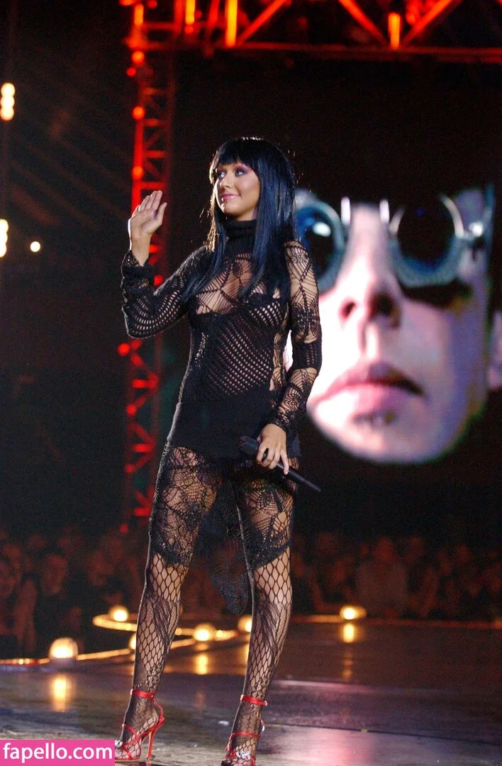 Christina Aguilera Onlyfans Photo Gallery 
