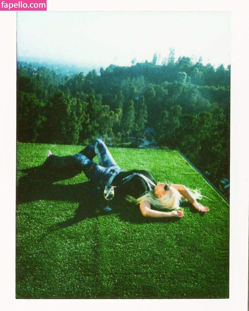 Christina Aguilera Onlyfans Photo Gallery 