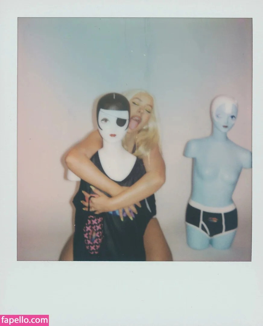 Christina Aguilera Onlyfans Photo Gallery 