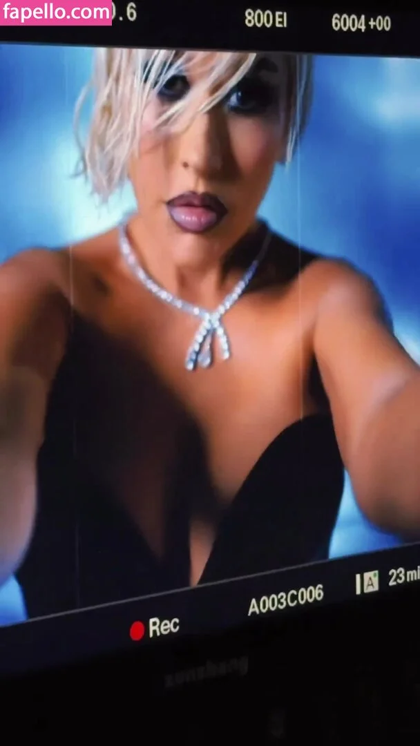 Christina Aguilera Onlyfans Photo Gallery 