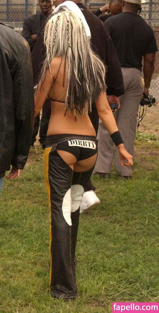 Christina Aguilera Onlyfans Photo Gallery 