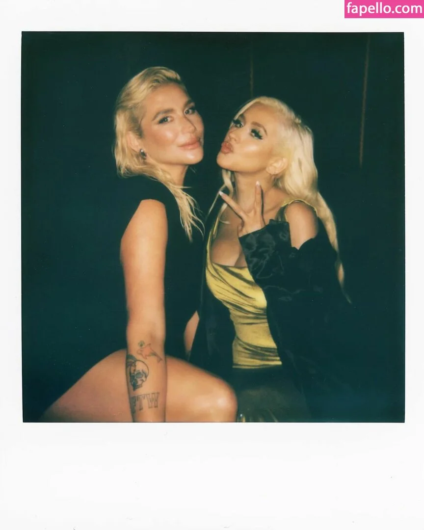 Christina Aguilera Onlyfans Photo Gallery 