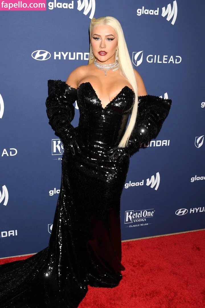 Christina Aguilera Onlyfans Photo Gallery 