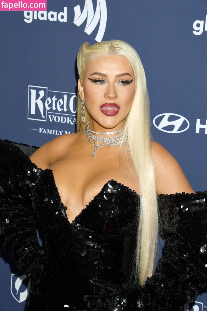 Christina Aguilera Onlyfans Photo Gallery 
