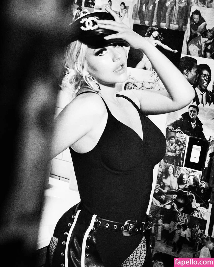 Christina Aguilera Onlyfans Photo Gallery 