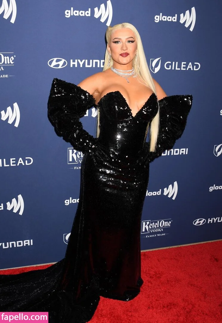 Christina Aguilera Onlyfans Photo Gallery 