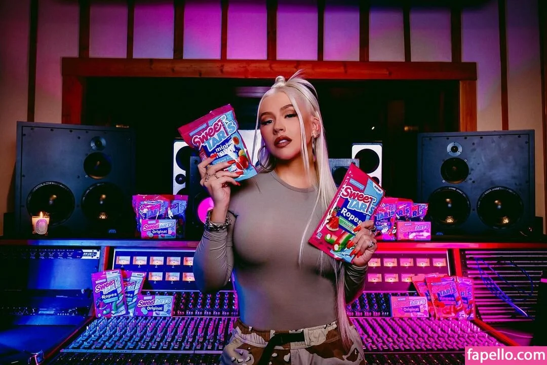 Christina Aguilera Onlyfans Photo Gallery 