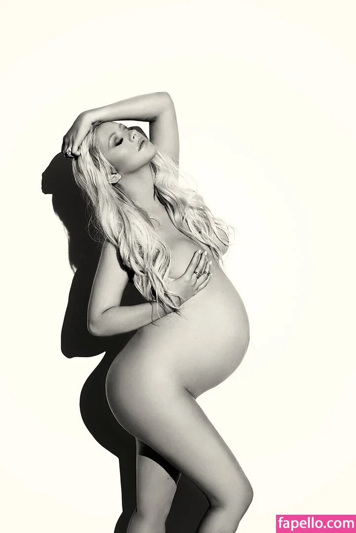 Christina Aguilera Onlyfans Photo Gallery 