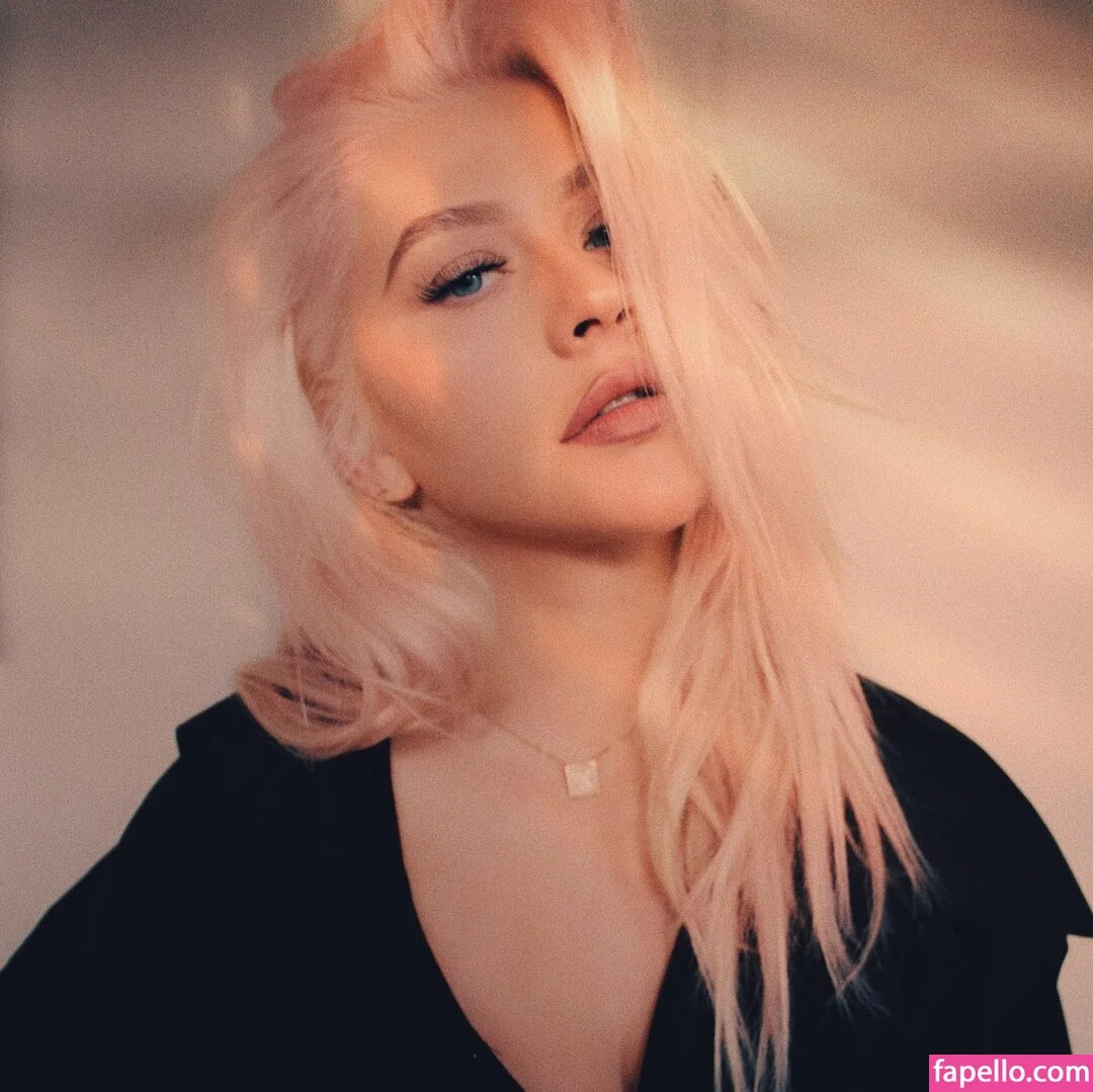 Christina Aguilera Onlyfans Photo Gallery 