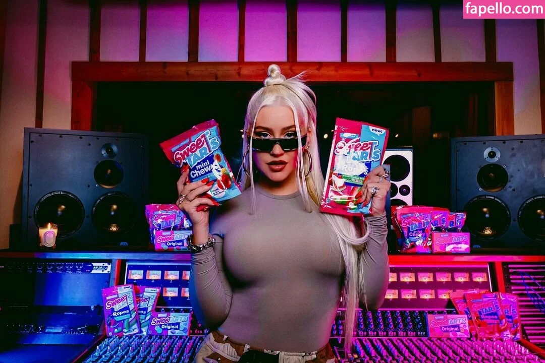 Christina Aguilera Onlyfans Photo Gallery 
