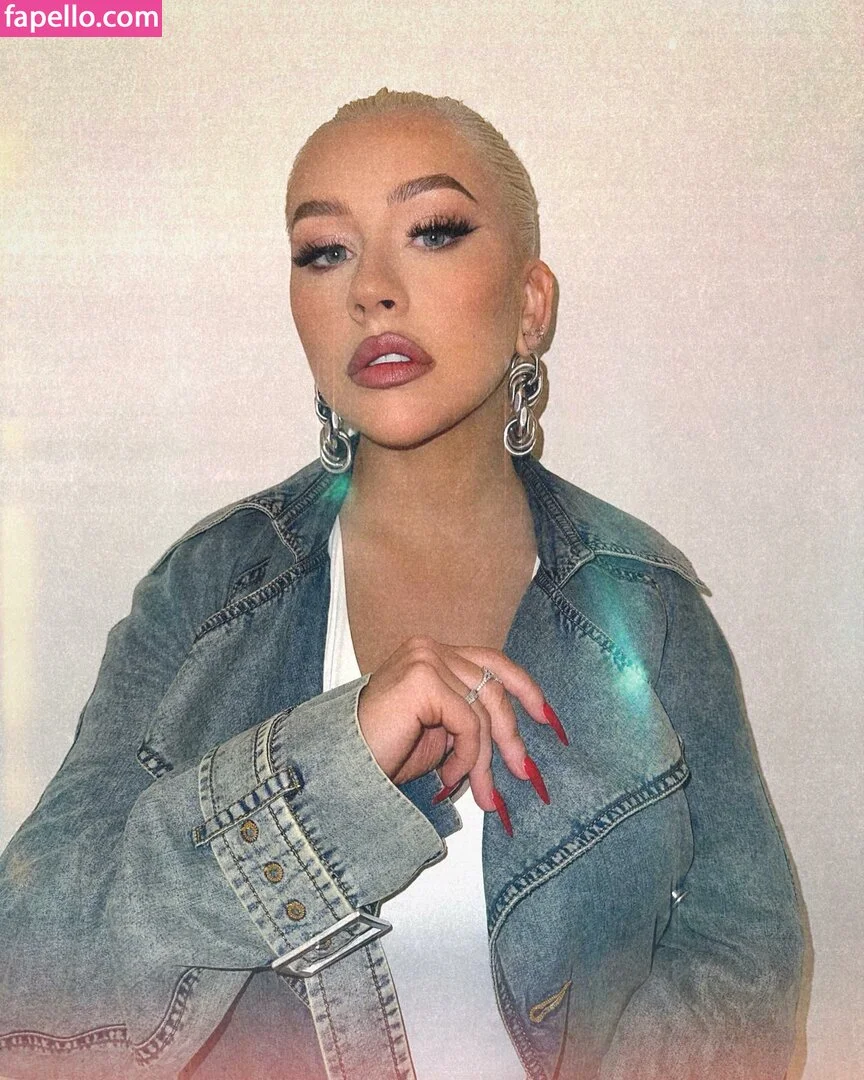 Christina Aguilera Onlyfans Photo Gallery 