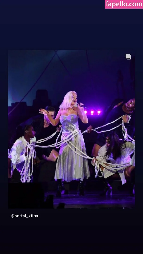 Christina Aguilera Onlyfans Photo Gallery 