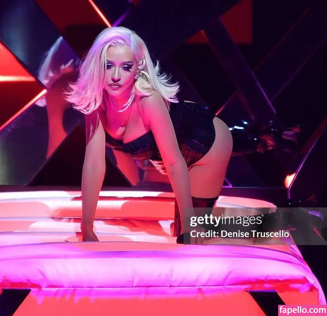 Christina Aguilera Onlyfans Photo Gallery 