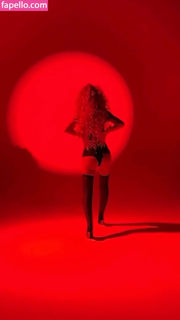 Christina Aguilera Onlyfans Photo Gallery 