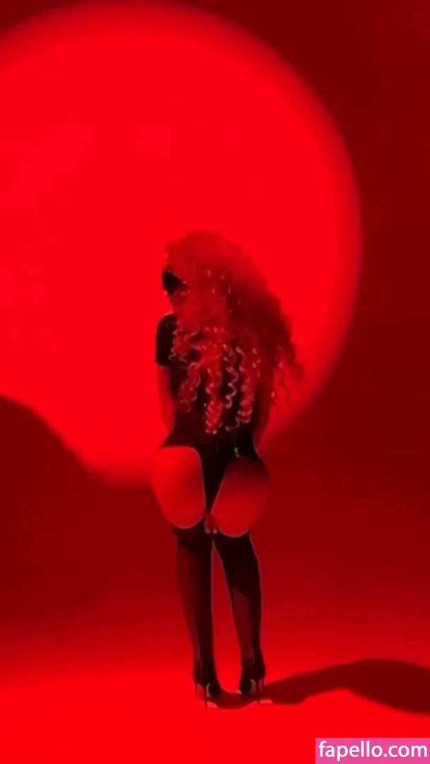 Christina Aguilera Onlyfans Photo Gallery 