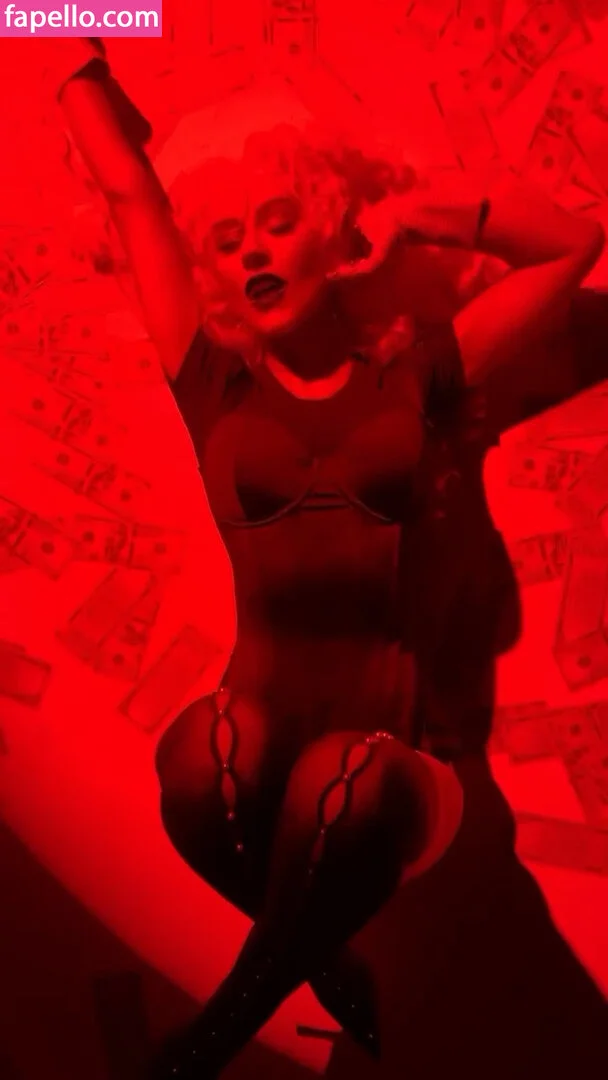 Christina Aguilera Onlyfans Photo Gallery 