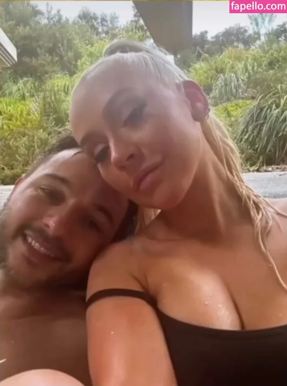 Christina Aguilera Onlyfans Photo Gallery 