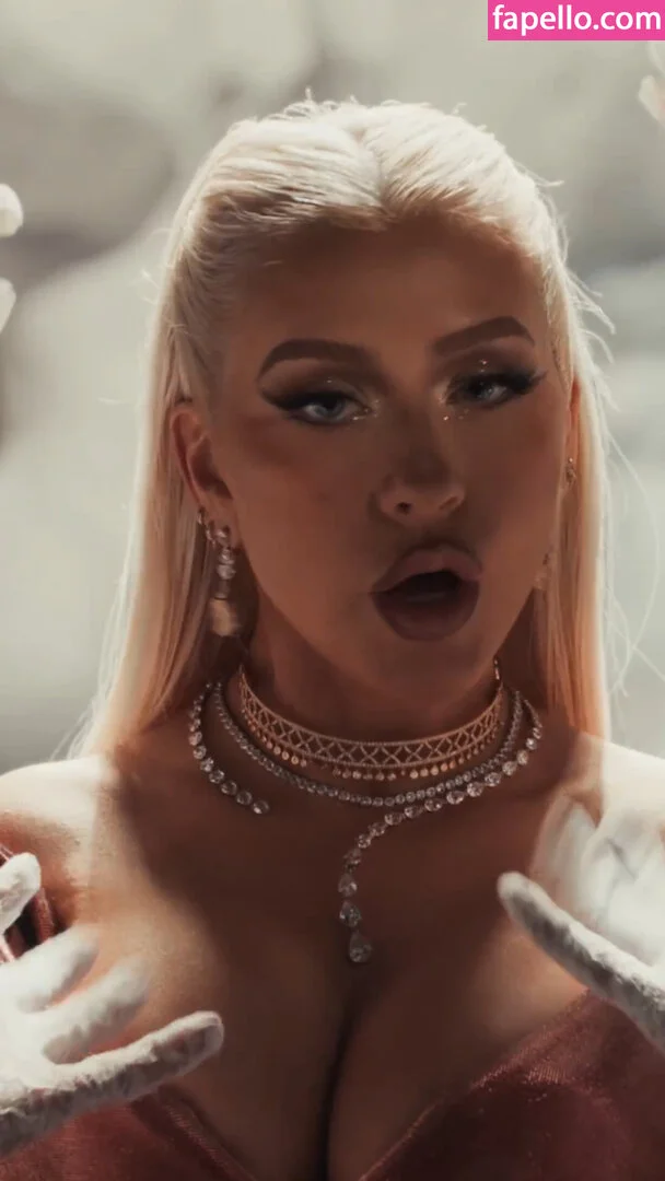Christina Aguilera Onlyfans Photo Gallery 