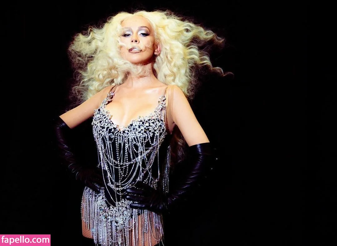Christina Aguilera Onlyfans Photo Gallery 