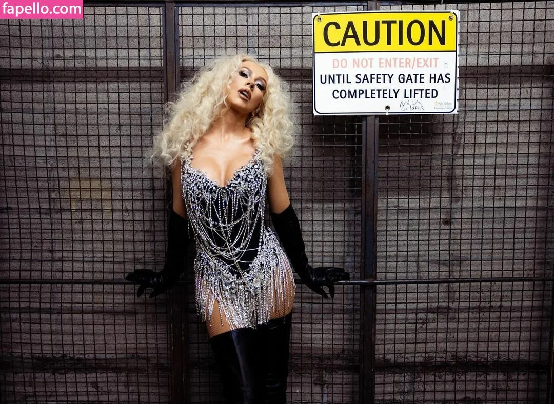 Christina Aguilera Onlyfans Photo Gallery 