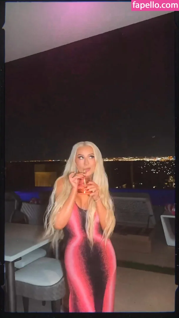 Christina Aguilera Onlyfans Photo Gallery 