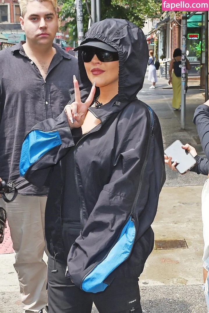 Christina Aguilera Onlyfans Photo Gallery 