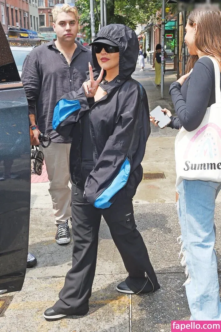 Christina Aguilera Onlyfans Photo Gallery 