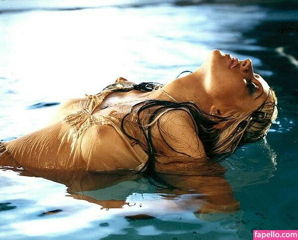 Christina Aguilera Onlyfans Photo Gallery 