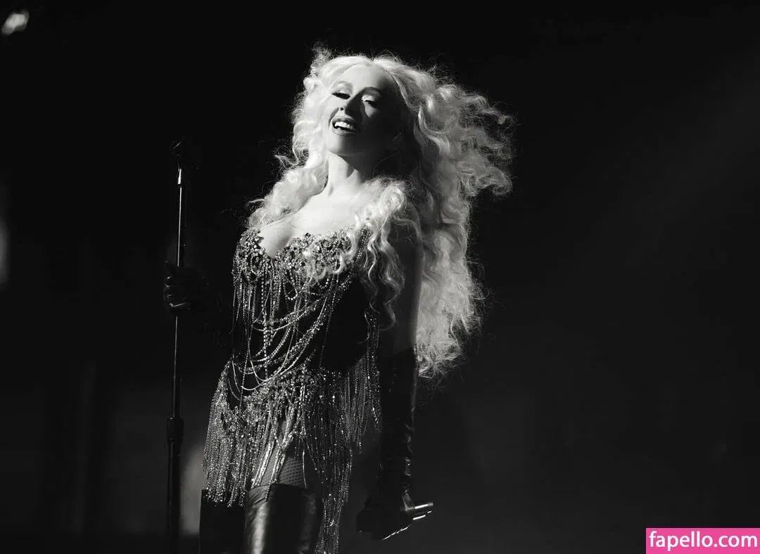 Christina Aguilera Onlyfans Photo Gallery 